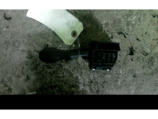 Ручка стеклоочистителей 7700832722   Renault Twingo I