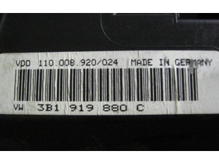 Přístrojová deska Volkswagen Passat Alltrack 1999