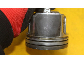  Поршень с шатуном    Skoda Fabia Mk1 (6Y)  