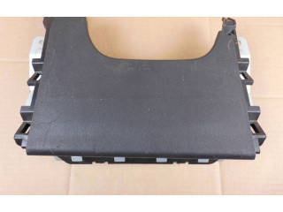 Подушка безопасности для колен 7030A242 Mitsubishi ASX