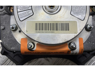 Подушка безопасности водителя 9206137   Volvo V70