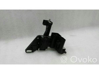 Другая деталь двигателя