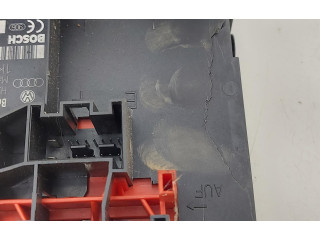   Pojistková skříňka 1K0937049   Volkswagen Caddy 