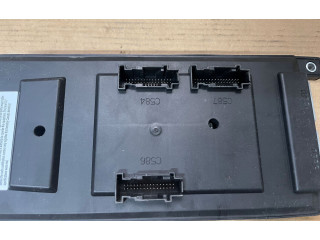 Блок предохранителей DW9314F041 Jaguar XJ X351