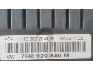 Přístrojová deska  Volkswagen Transporter - Caravelle T5 2008 7H0920850M  