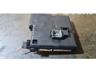 Pojistková skříňka 30728512 Volvo XC90 2008