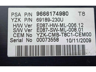 Geschwindigkeitsmesser Cockpit 1.CONECTOR   Peugeot 5008       