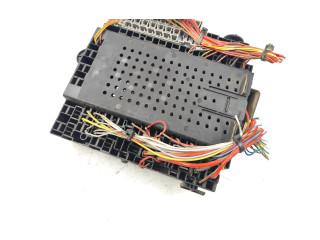 Блок предохранителей 9023055, 182108522   Volvo S80