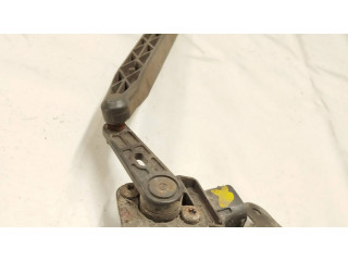 Передний датчик высоты подвески