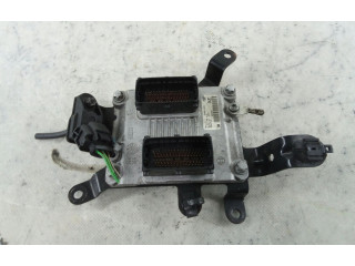 Блок управления двигателя 55557246   Vauxhall Astra H