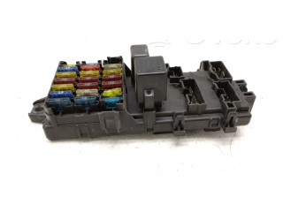 Блок предохранителей FC257EJ Mitsubishi Colt