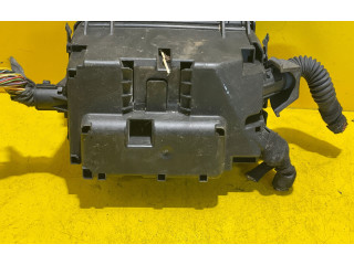 Блок предохранителей 118KM, RZ3R7P2 Opel Meriva B