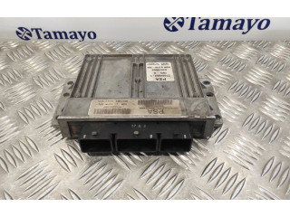 Блок управления двигателем ECU 9651556680, 215845531   Citroen C2