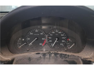 Přístrojová deska Citroen Berlingo 2008 9651740080