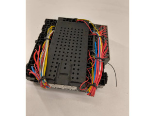 Блок предохранителей  8645410, 8645411   Volvo XC90    