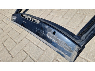 Задняя крышка (багажника)