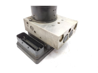 Блок АБС 8671225, 10020403674   Volvo  XC70  2001 - 2004 года