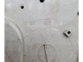 Přístrojová deska  Volkswagen PASSAT B3 1993 81117621  