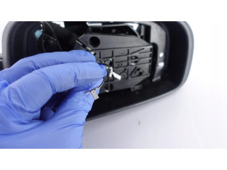 Zpětné zrcátko pravé Aston Martin DB9 2003 AG4317682BC