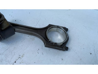 Поршень с шатуном Volvo V40 для бензинового двигателя 1.5