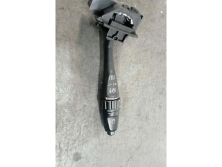 Ручка стеклоочистителей Mitsubishi Carisma