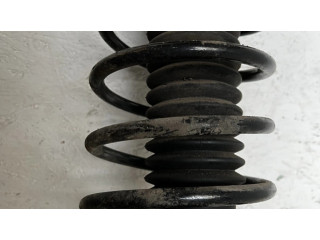 Передний амортизатор