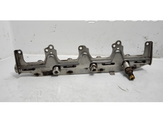 Топливная рампа 06F133317G Audi A3 S3 8P 2.0