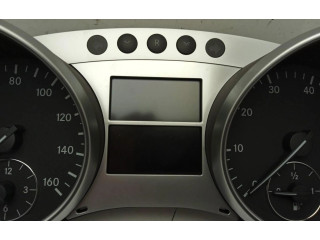Панель приборов A2515407147   Mercedes-Benz ML W164       