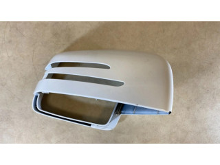 Пластиковая отделка зеркала