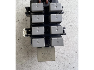 Pojistková skříňka 0665005480, 86111AG000 Subaru Outback 2008