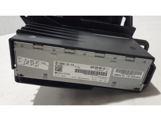 Радио/ проигрыватель CD/DVD / навигация