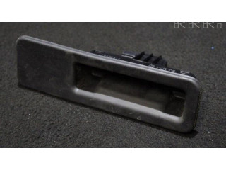 Выключатель открытия задней двери