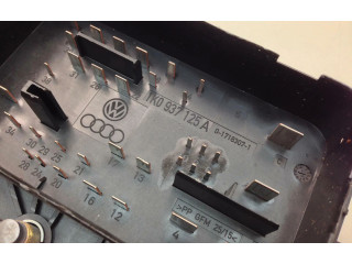 Блок предохранителей 1K0937125A Volkswagen Golf Plus