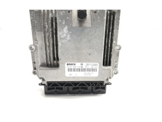 Блок управления двигателя 237102213R, 0281030439 Dacia Logan II