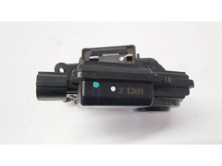 Замок задней крышки