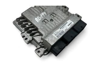 Блок управления двигателем Блок управления 31355712, S180134103A   Volvo V70