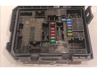 Блок предохранителей 284B04064R Dacia Sandero III