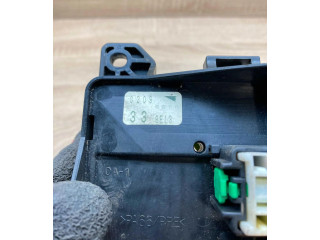 Блок предохранителей 379E08, 339E13 Mazda 323