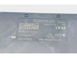 Блок комфорта 5Q0937084AE   Skoda Octavia Mk3 (5E)   