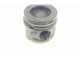 Поршень с шатуном 120A18448R, 120A18448R Dacia Dokker