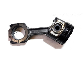 Píst Alfa Romeo 156 pro naftový motor 2.4