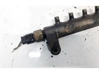 Топливная рампа    Nissan X-Trail T30  