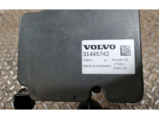 Блок ABS    31445742, 32214379   Volvo XC40