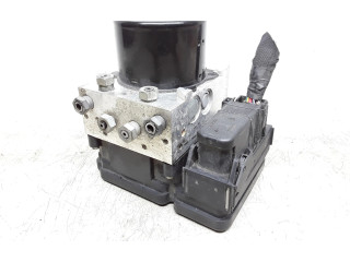 Блок АБС 30681619 Volvo V70 2008 - 2013 года