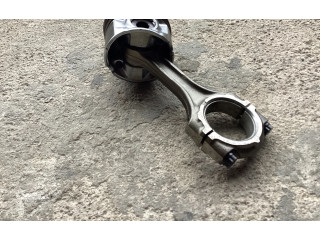 Píst Toyota RAV 4 (XA30)