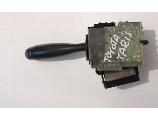 Ручка стеклоочистителей Toyota Yaris