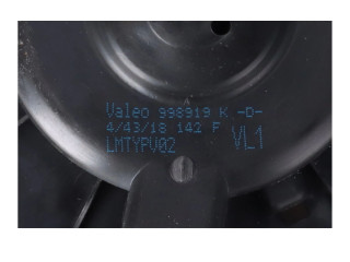 Вентилятор печки 1K1819015E Volkswagen Caddy