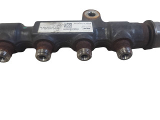 Топливная рампа 9654592680   Volvo V50  