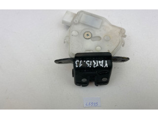 Замок багажника    Toyota Yaris 2013