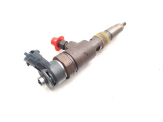 Форсунка 0445110739    Peugeot Expert  9HM(DV6UC) 